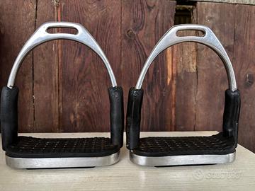 Staffe monta inglese