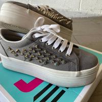 Sneakers Jeffrey Campbell grigie borchie