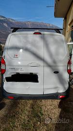 Furgone Ford Transit courier
