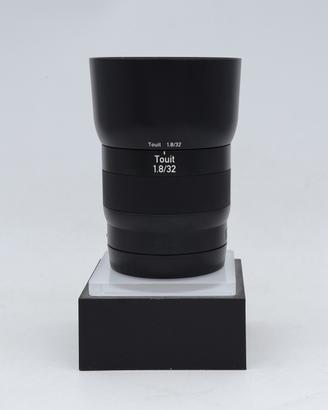 Zeiss Touit 32mm f1.8 Sony Usato