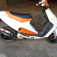 Malaguti Phantom F12 raffreddato a liquido