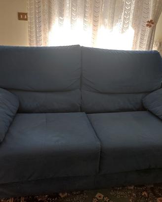 divano due posti in Alcantara blu 