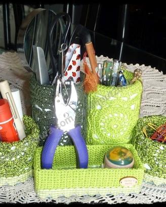 PORTAOGGETTI VERSIONE VERDE (uncinetto)