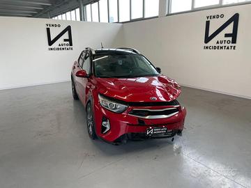 KIA Stonic 1.0 T-GDI 100CV MHEV HYBRID STYLE CAM