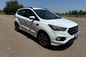 Ford Kuga 1.5 TDCI 120 CV S&S 2WD ST-Line