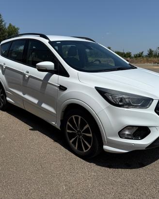 Ford Kuga 1.5 TDCI 120 CV S&S 2WD ST-Line