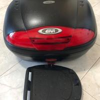 Bauletto Universale per moto e scooter GIVI E450N