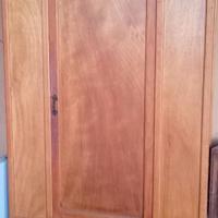 Armadio in legno