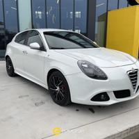 ALFA ROMEO Giulietta 1750 TBi Quadrifoglio Verde