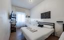 monolocale-ristrutturato-con-cucina-semi-abitabile