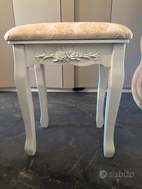 Sgabelli per matrimonio o toletta trucco