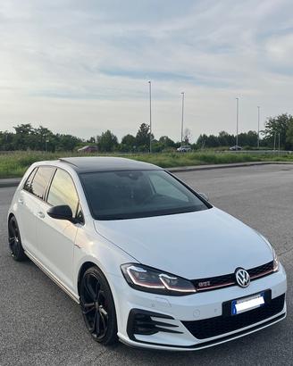 volkswagen golf 7.5 gti 69.000km full optional