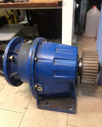 motoriduttore motovario TRC 0/82
