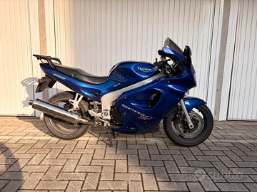 Triumph st 955