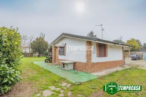 BILOCALE INDIPENDENTE CON TERRENO EDIFICABILE