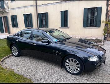 Maserati Quattroporte v8 420cv Ferrari