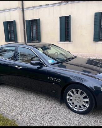 Maserati Quattroporte v8 420cv Ferrari