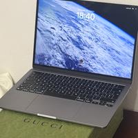Apple Macbook Air