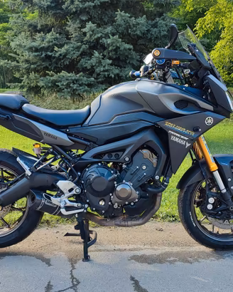 Yamaha tracer 900