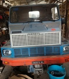 Autocarro Bremach 35ql