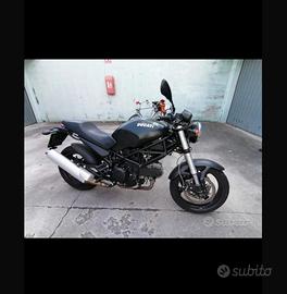 Ducati Monster 695
