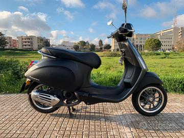 Piaggio Vespa 50 Primavera S - 2024 Matt Black