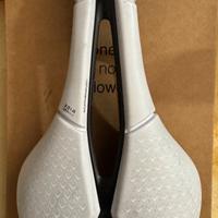 Sella Prologo Scratch M5 Pas Tirox