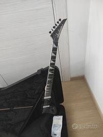 Chitarra Jackson JS32T Rhoads + custodia originale