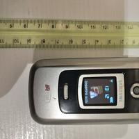 cellulare "a conchiglia" Samsung Z300