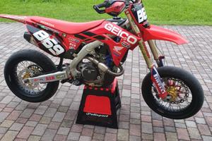 Honda CRF 450 R supermoto