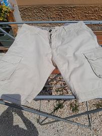 Pantaloni corti