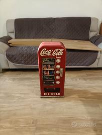 Mobiletto vintage Coca Cola