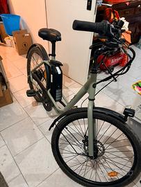 Bicicletta pedalata assistita