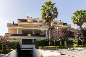 2 LOCALI A ROMA