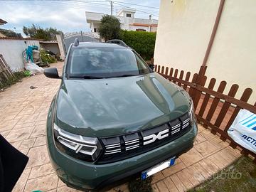 DACIA DUSTER VERDE