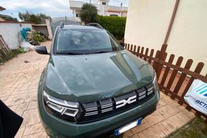 DACIA DUSTER VERDE