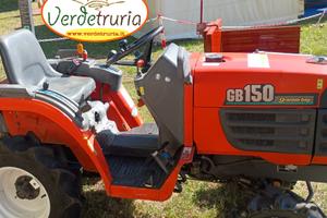 TRATTORE AGRICOLO