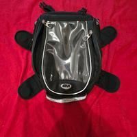 Borsa serbatoio GIVI SV 203 magnetica