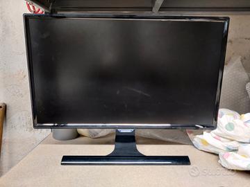 Monitor Led 24" Samsung con sintonizzatore  TV