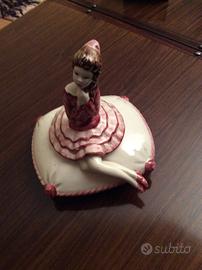 Ferlaro portagioie  in ceramica dipinta a mano