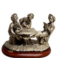 Scultura in resina argentata 250 Euro