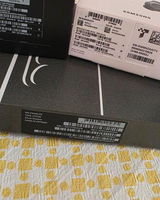 Samsung Z FOLD 7 512GB + orologio ultra 2 +cuffie