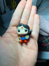 Wonder woman funko pop kinder joy