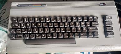 tastiera commodore 64