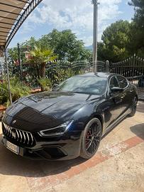 Maserati ghibli v6