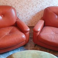 2 poltrone in pelle su ruote design anni '70