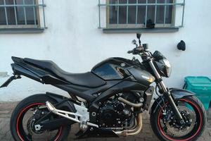 Suzuki Gsr 600 anno 2008