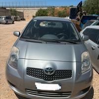 RICAMBI TOYOTA YARIS 1.3 BENZINA ANNO:2007