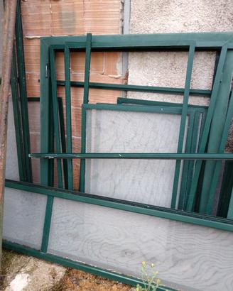 Stock porte portone  finestre zanzariere