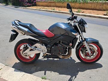 Suzuki GSR 600 (2010) - Soli 22.000 km 
